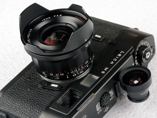 Leica M10-R Black Paint with Voigtlander 15mm f4.5 - Smallest super wide  angle 35mm camera setup 